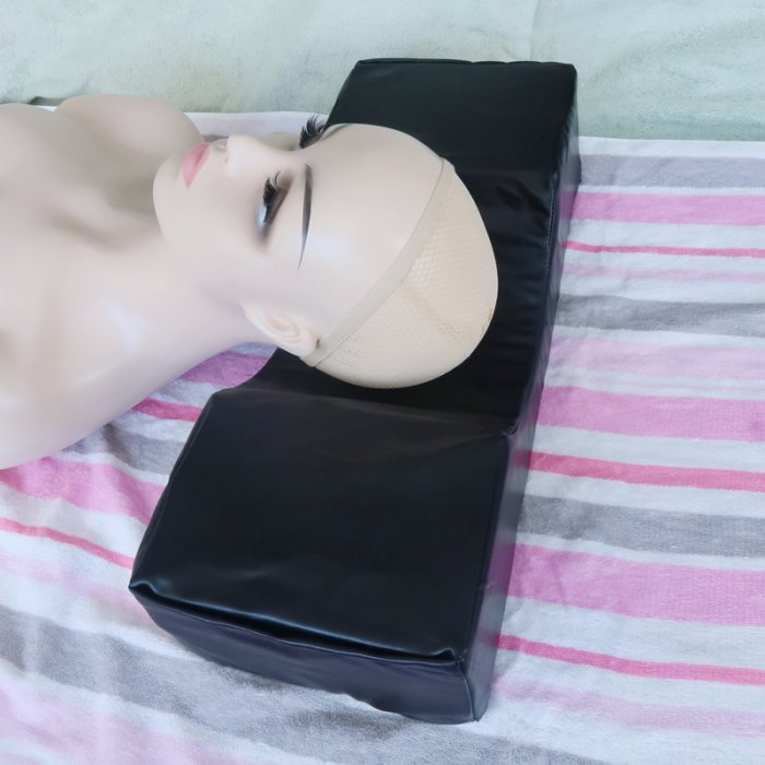 Eyelash extension pillow